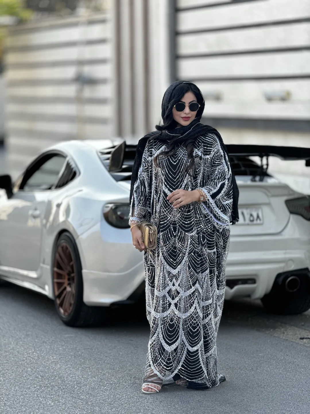 عبایه مجلسی مشکی نقره ایی