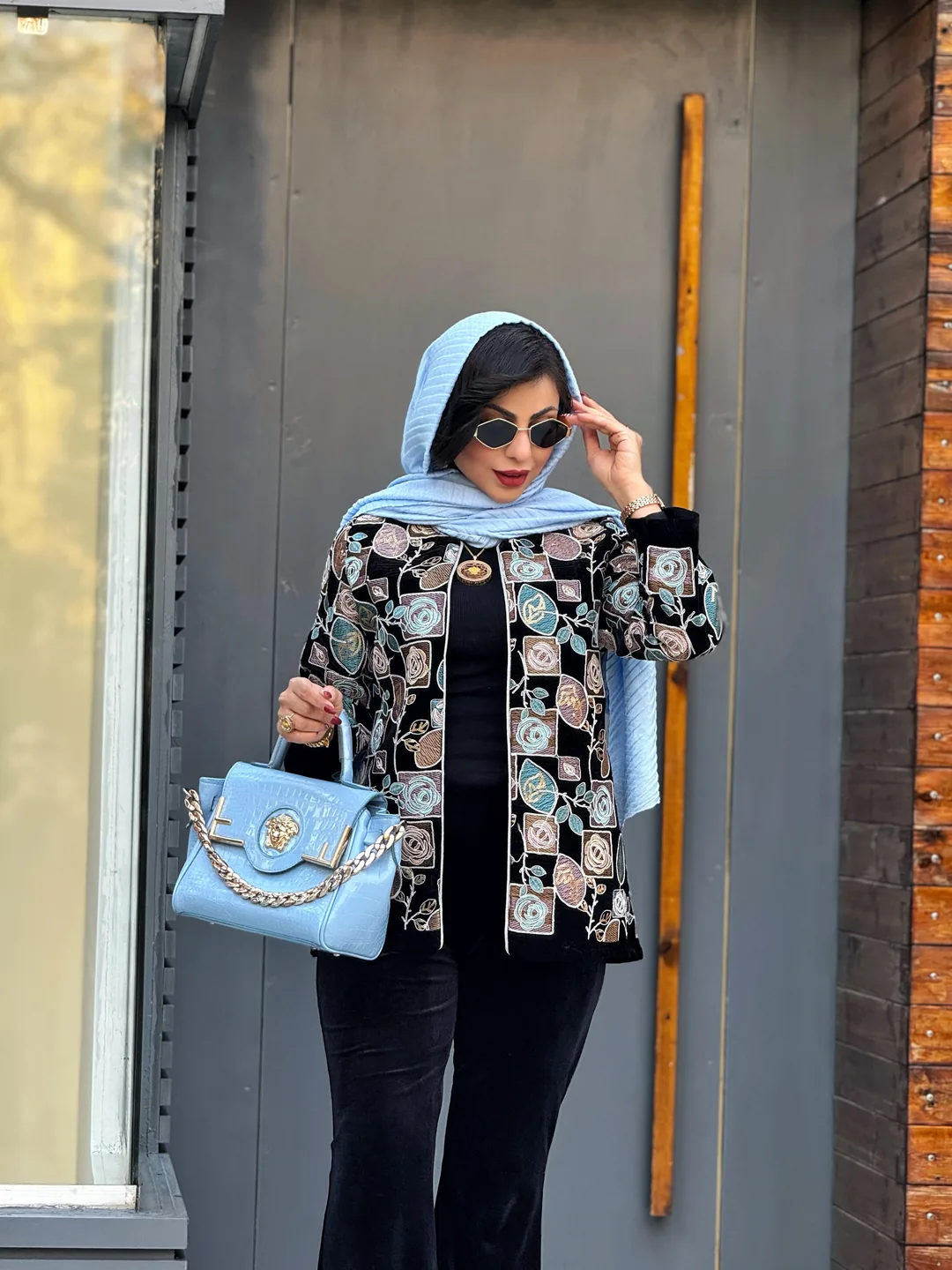 رز آبی