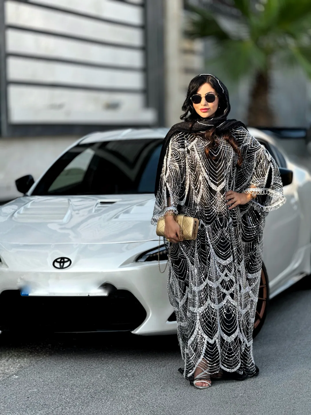 عبایه مجلسی مشکی نقره ایی