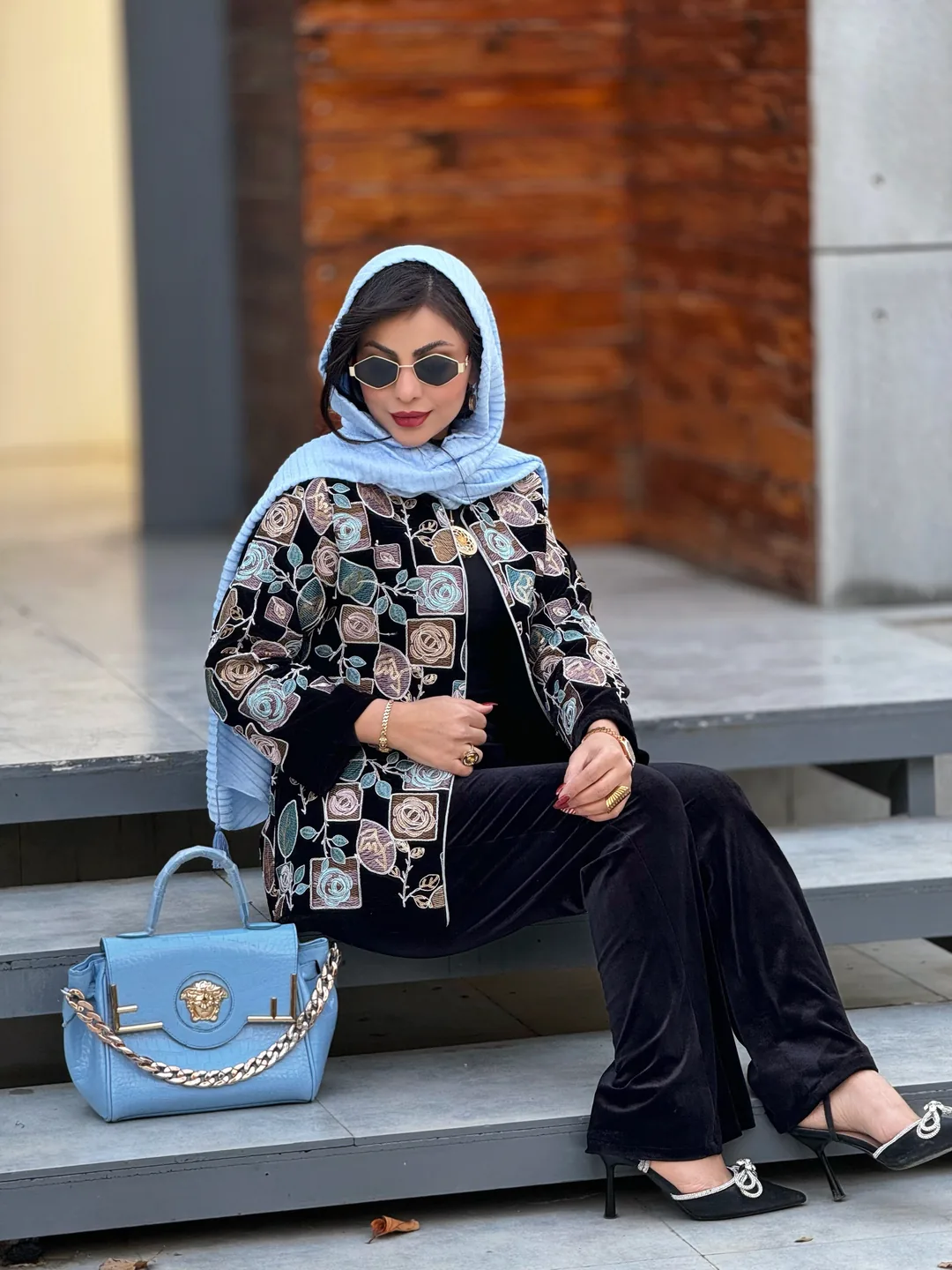 رز آبی