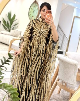 عبا مشکی طلایی