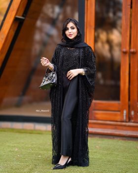 عبا vipمشکی جلو باز